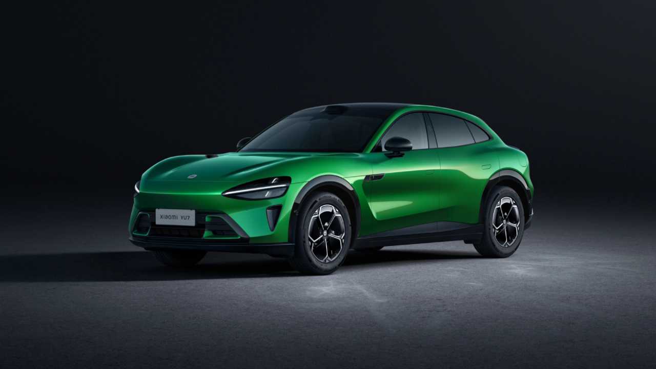 Xiaomi YU7 Mid-Size Luxury Pure Electric Crossover SUV Gemstone Green - LUM Auto