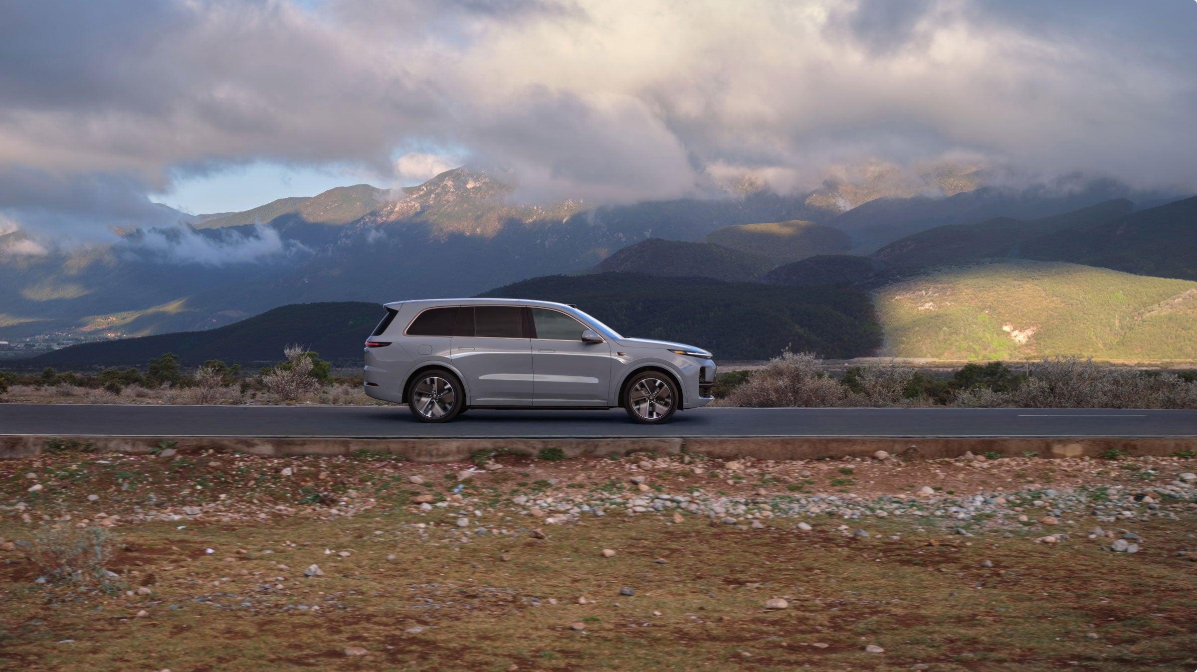 2025 Li Auto L9 Full-Size Luxury Extended-Range Electric SUV - LUM Auto