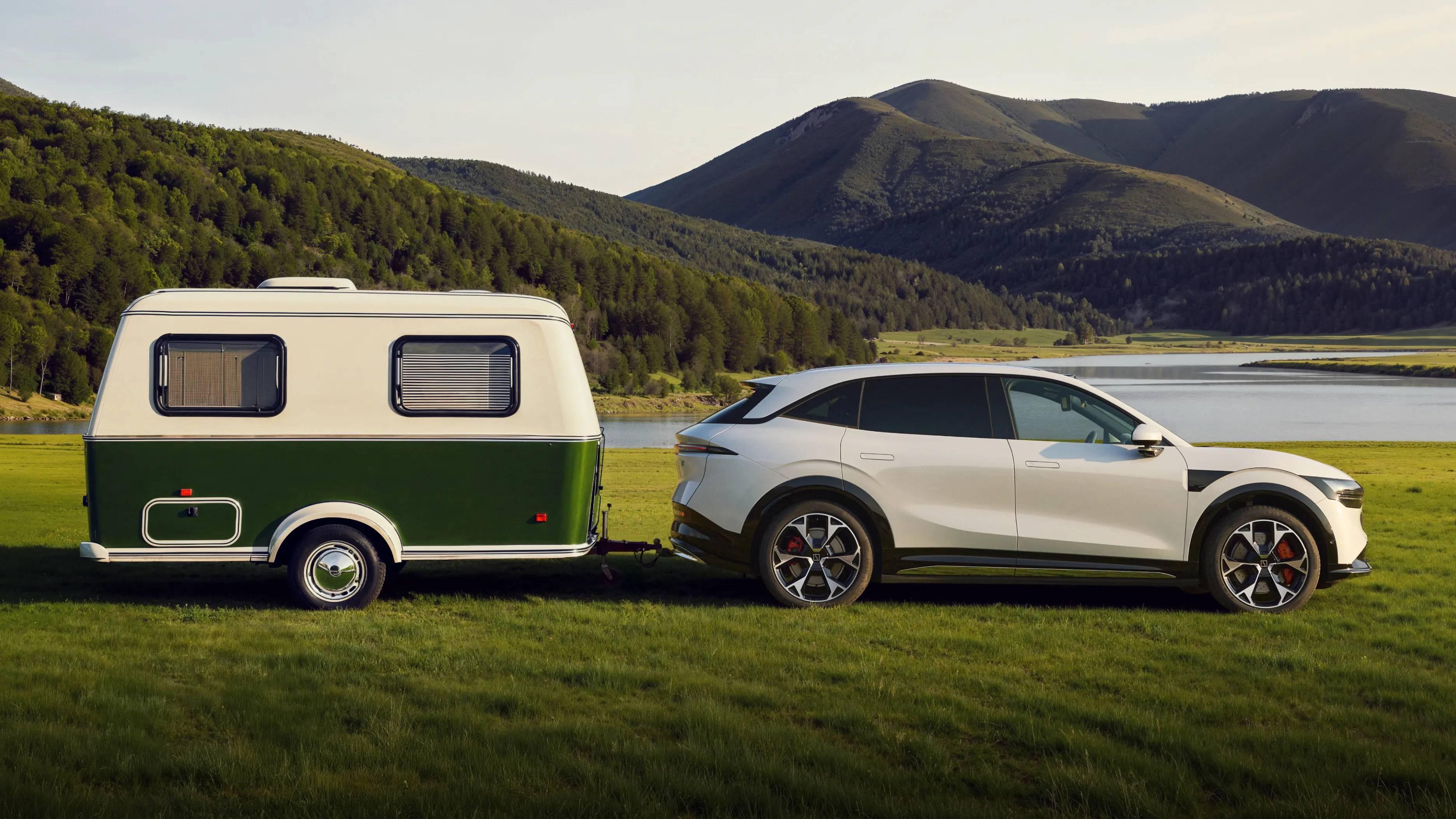 2025 Zeekr 7X Mid-Size Luxury Electric SUV - LUM Auto