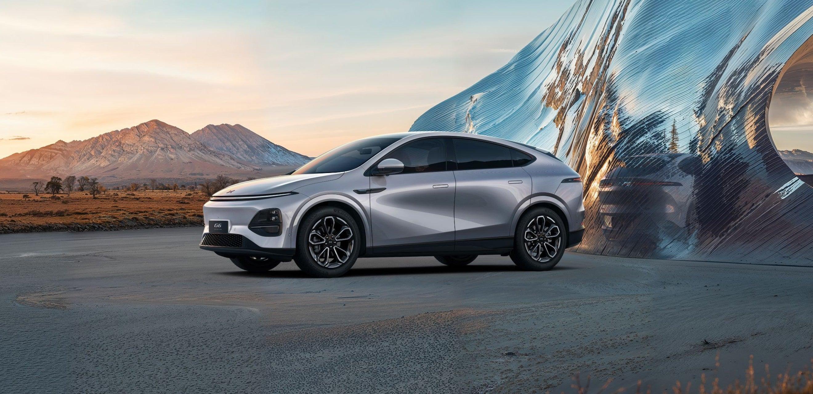 2025 XPeng G6 Mid-Size All-Electric SUV Crescent Silver - LUM Auto