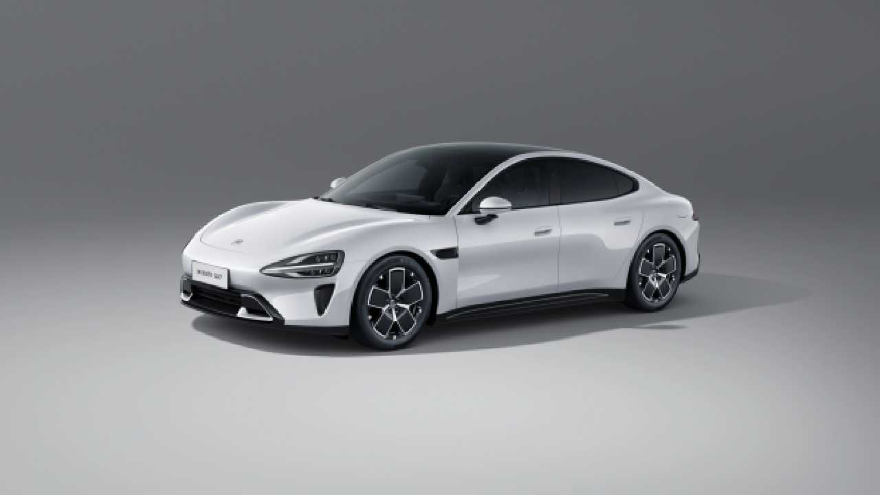 2024 Xiaomi SU7 Large-Size Luxury Pure Electric Sedan Pearl White - LUM Auto