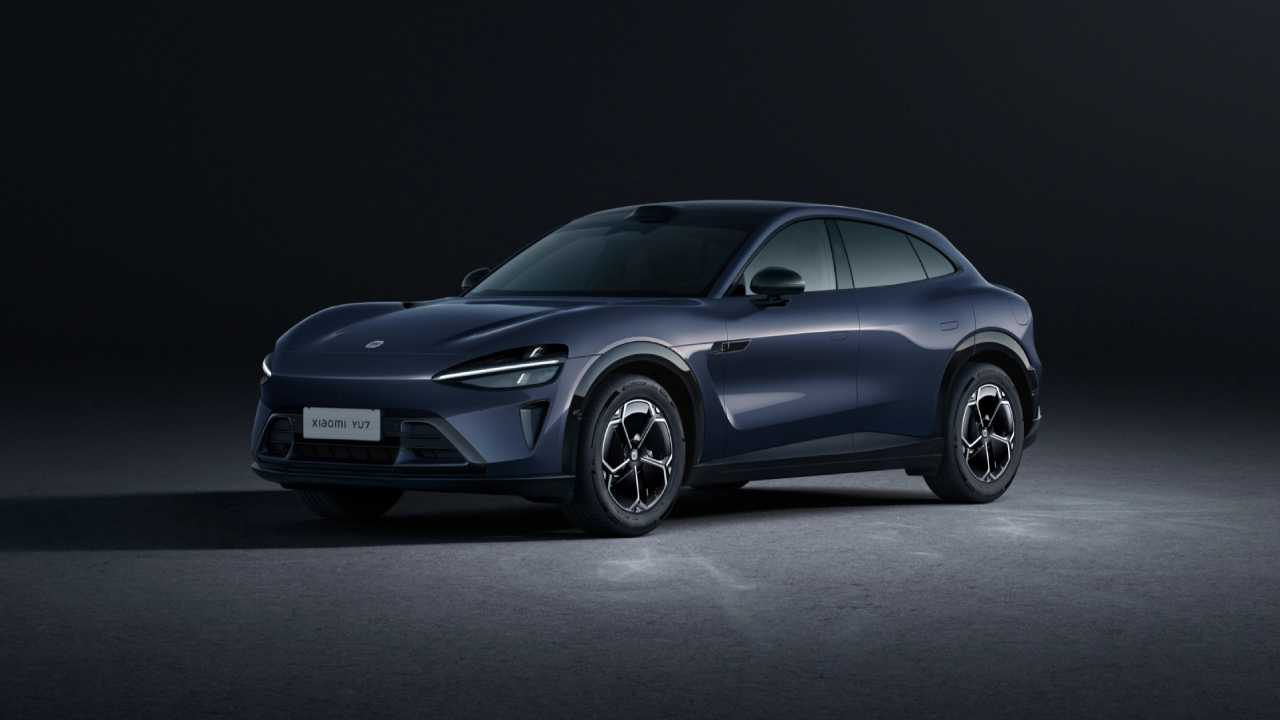 Xiaomi YU7 Mid-Size Luxury Pure Electric Crossover SUV Cambrian Gray - LUM Auto