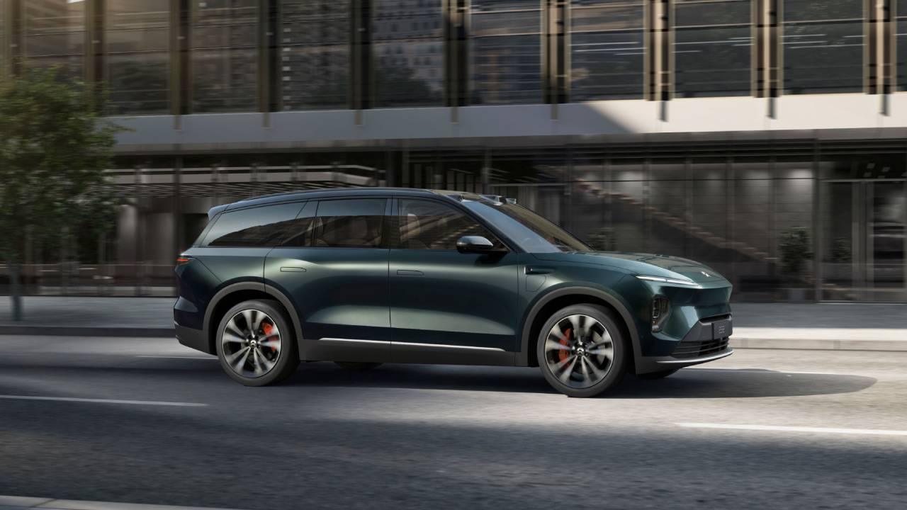 2024 NIO ES8 Full-Size Luxury Electric SUV - LUM Auto