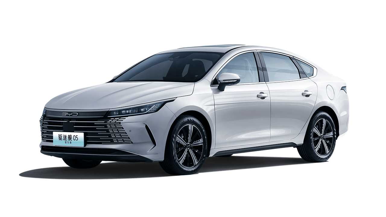 2024 BYD Destroyer 05 Plug-in Hybrid Sedan Snowy White - LUM Auto