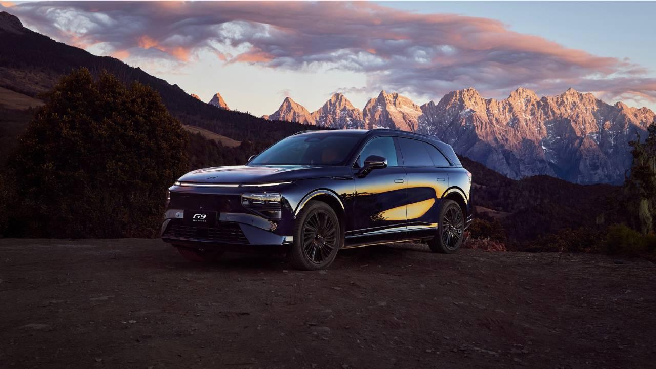 2025 XPeng G9 Mid-Size Luxury Electric SUV LUM