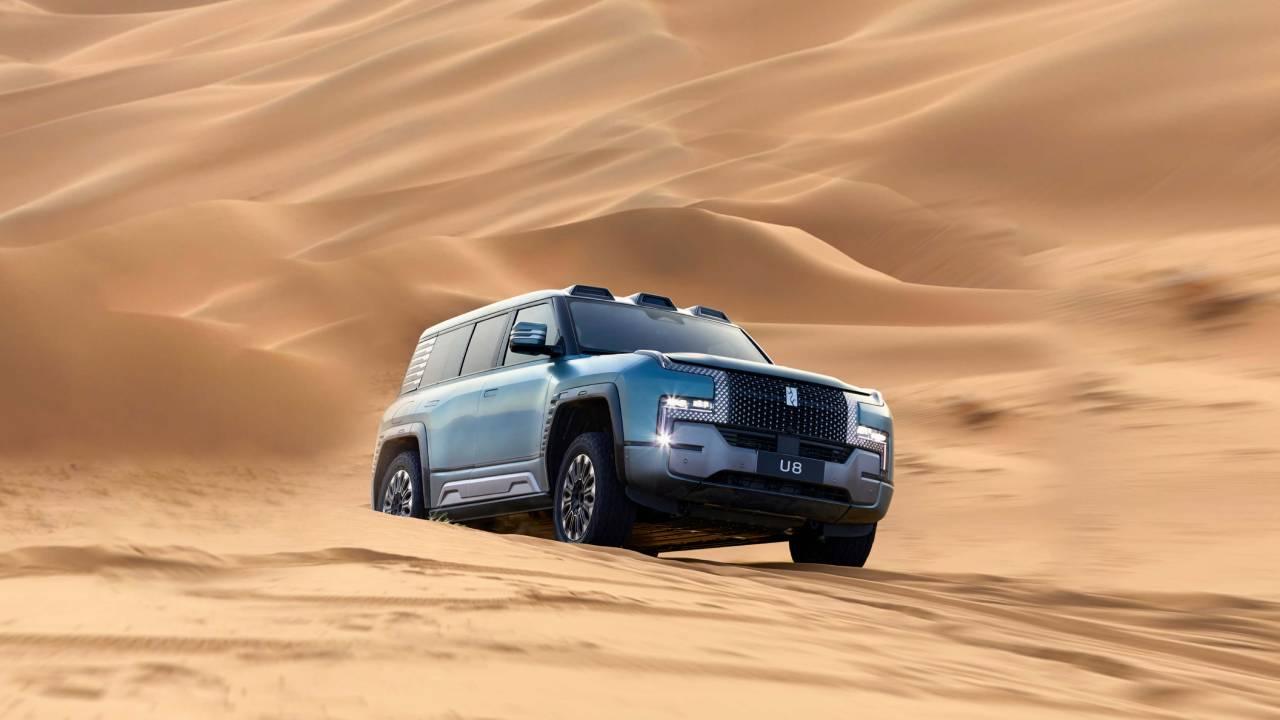2023 Yangwang U8 Full-Size Luxury Off-Road Electric SUV - LUM