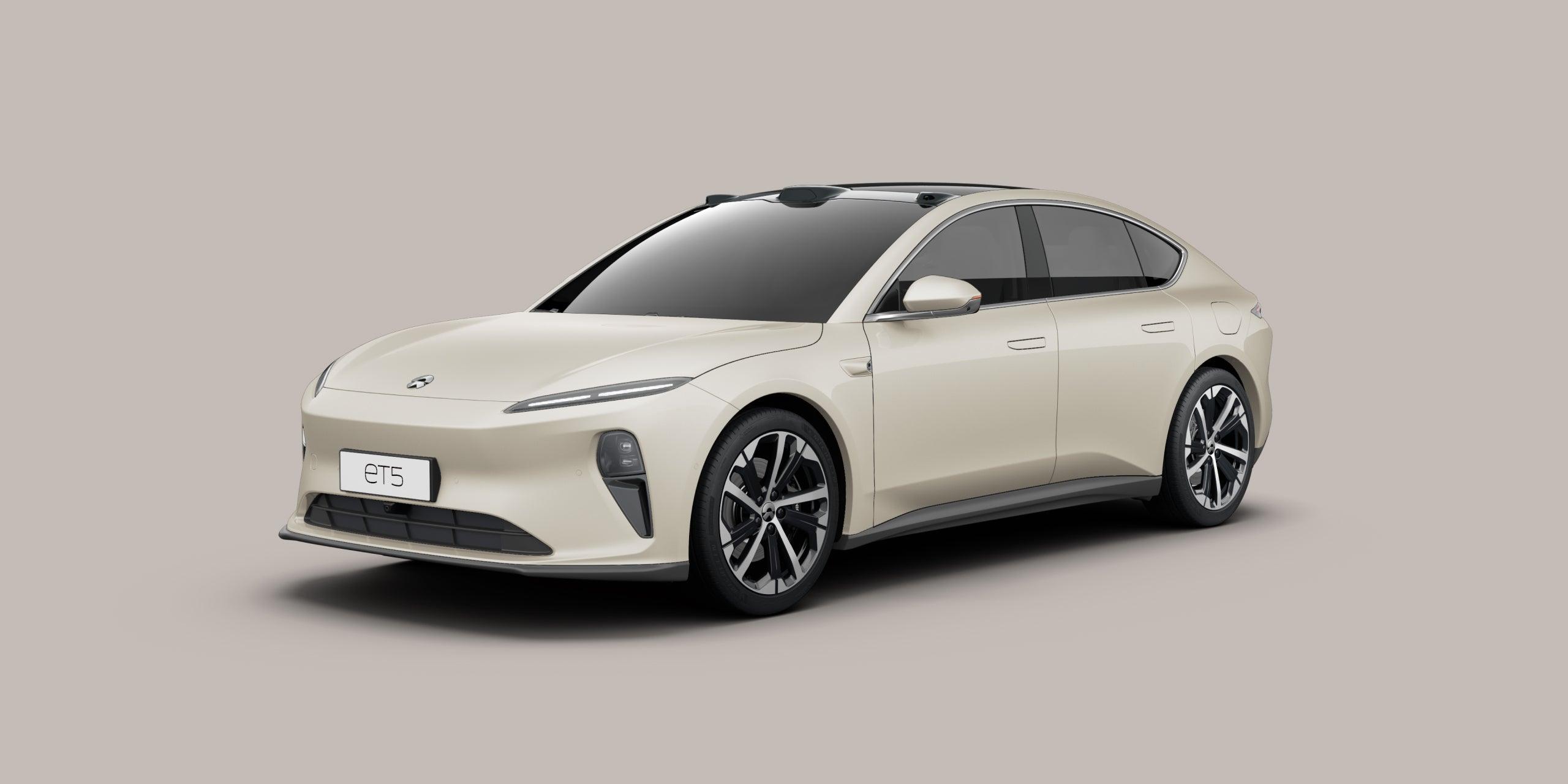 2024 NIO ET5 Mid-Size Luxury Electric Sedan Dawn Gold - LUM Auto