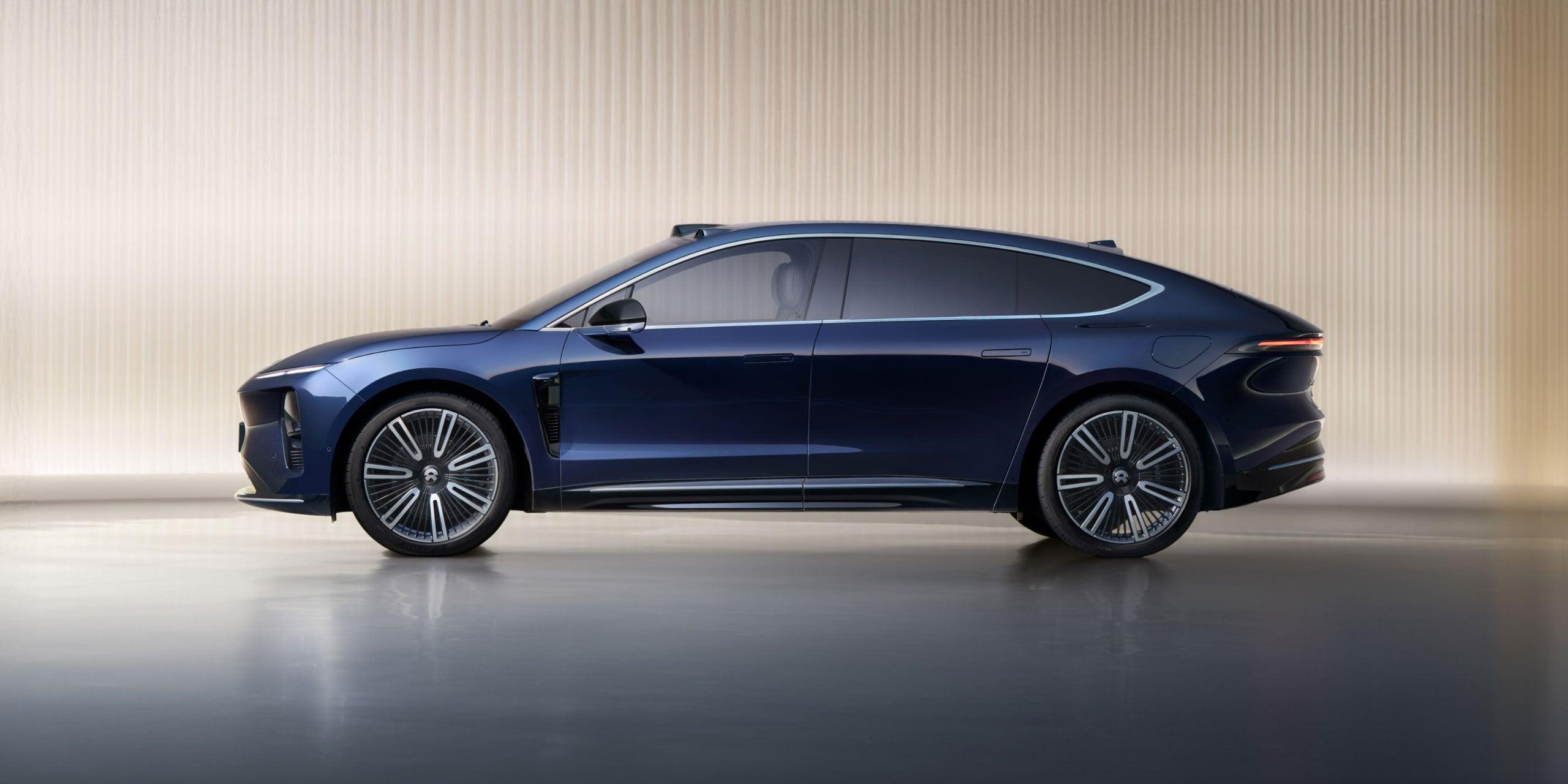 2025 NIO ET9 Full-Size Luxury Electric Sedan Midnight Mirror Blue - LUM Auto