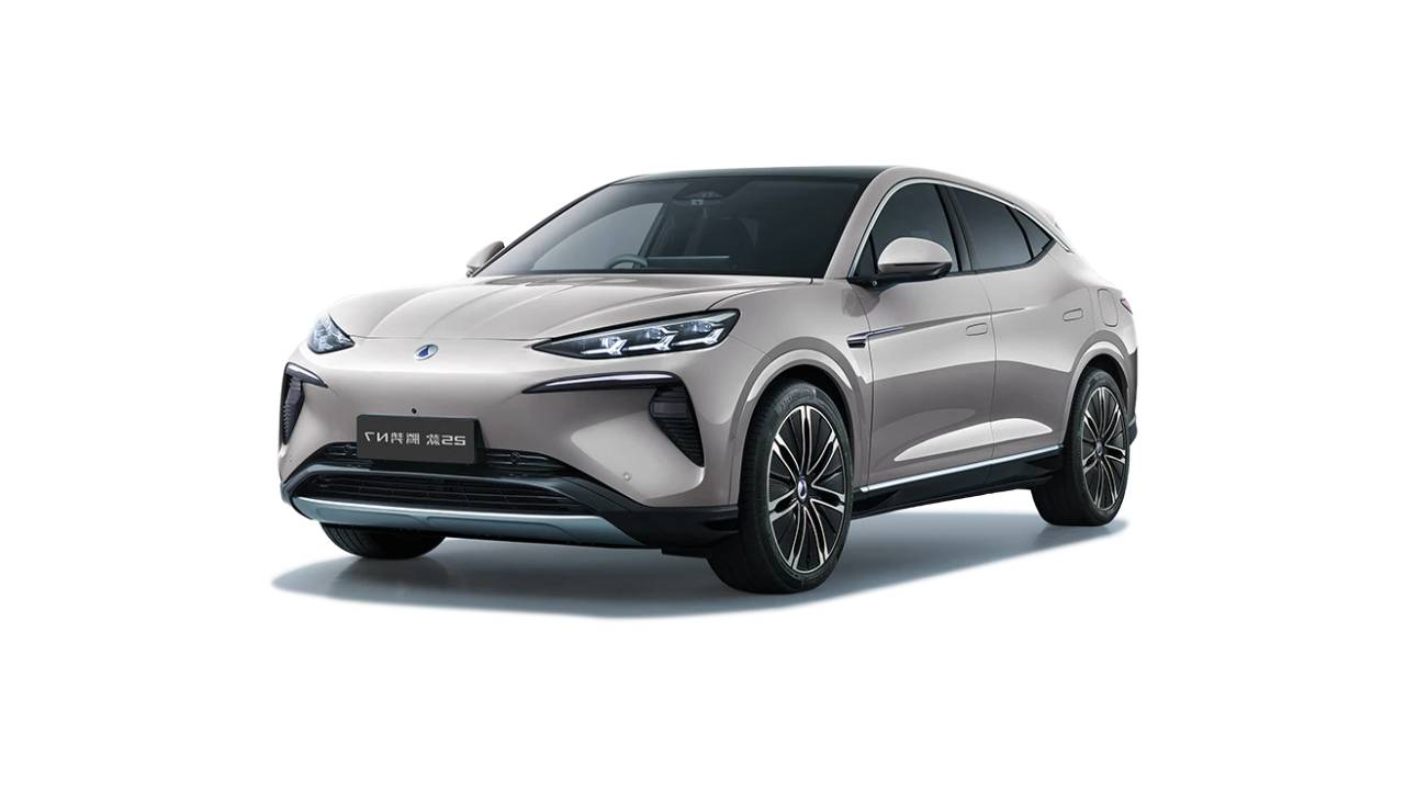 2025 Denza N7 Mid-Size Luxury Electric SUV